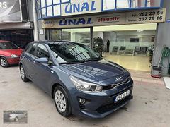 ÜNAL OTOMOTİV DEN 2022 KİA RİO 1.4 TAM OTOMATİK SERVİS BAKIMLI