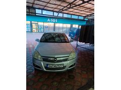 BAKİMLARİ YAPİLMİŞ Sahibinden Opel Astra 1.6 Enjoy Elegance 2009 Model  243000 km Gri (Gümüş)