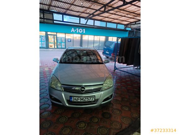 BAKİMLARİ YAPİLMİŞ Sahibinden Opel Astra 1.6 Enjoy Elegance 2009 Model  243000 km Gri (Gümüş)