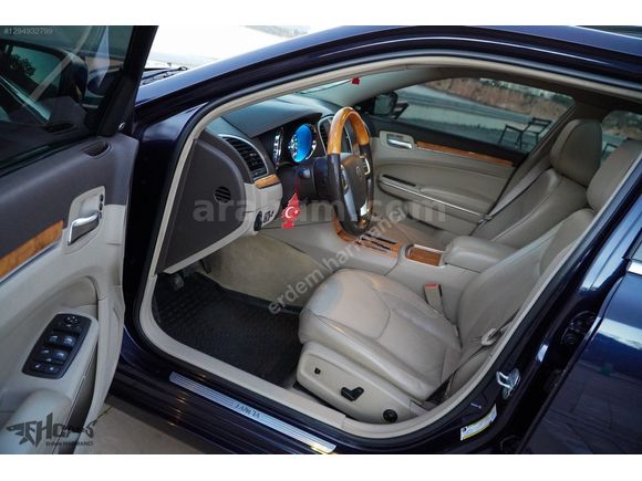 ERDEM'den 2012 Chrysler 300C 3.0CRD Lacivert-Bej Full SRT Design
