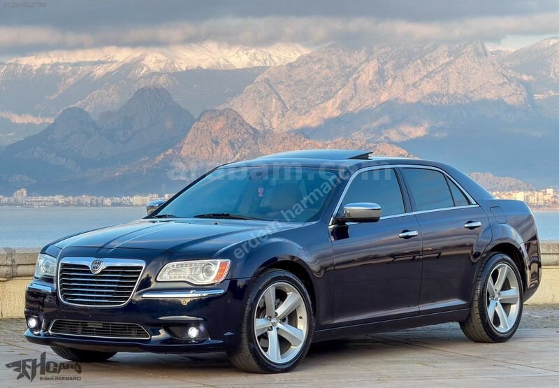 Galeriden Lancia Thema 3.0 CRD 2012 Model Antalya 245.000 km Lacivert