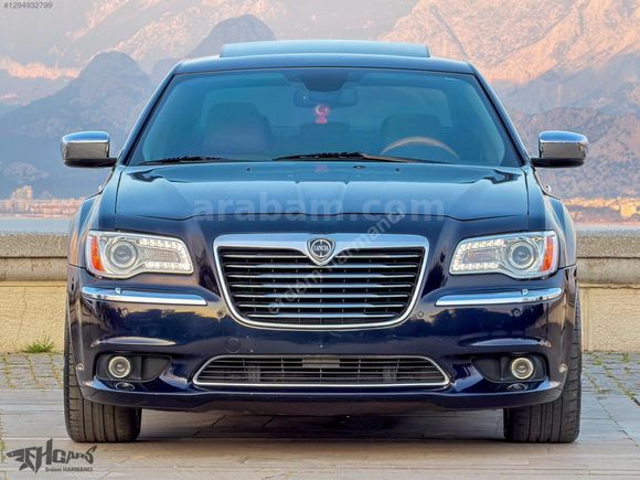 ERDEM'den 2012 Chrysler 300C 3.0CRD Lacivert-Bej Full SRT Design