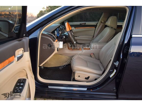 ERDEM'den 2012 Chrysler 300C 3.0CRD Lacivert-Bej Full SRT Design