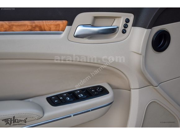 ERDEM'den 2012 Chrysler 300C 3.0CRD Lacivert-Bej Full SRT Design