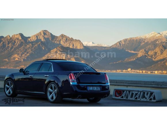 ERDEM'den 2012 Chrysler 300C 3.0CRD Lacivert-Bej Full SRT Design