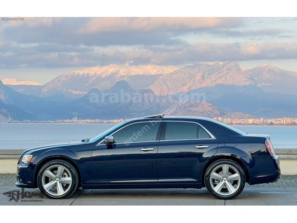 ERDEM'den 2012 Chrysler 300C 3.0CRD Lacivert-Bej Full SRT Design