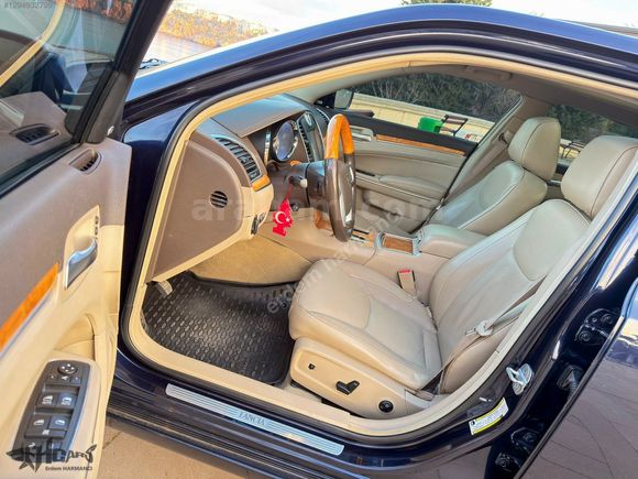 ERDEM'den 2012 Chrysler 300C 3.0CRD Lacivert-Bej Full SRT Design