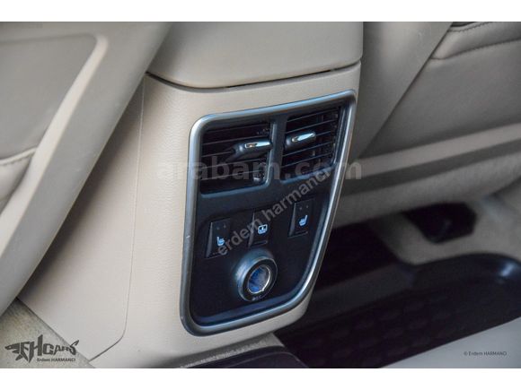 ERDEM'den 2012 Chrysler 300C 3.0CRD Lacivert-Bej Full SRT Design