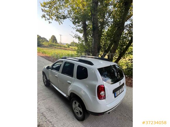 Sahibinden Dacia Duster 1.5 dCi Laureate 2011 Model 