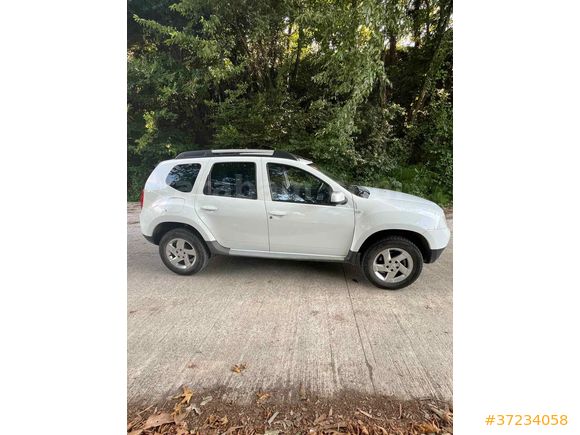 Sahibinden Dacia Duster 1.5 dCi Laureate 2011 Model 