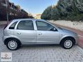 PUSULA'DAN 2006 MODEL ÇOK TEMİZ OPEL CORSA