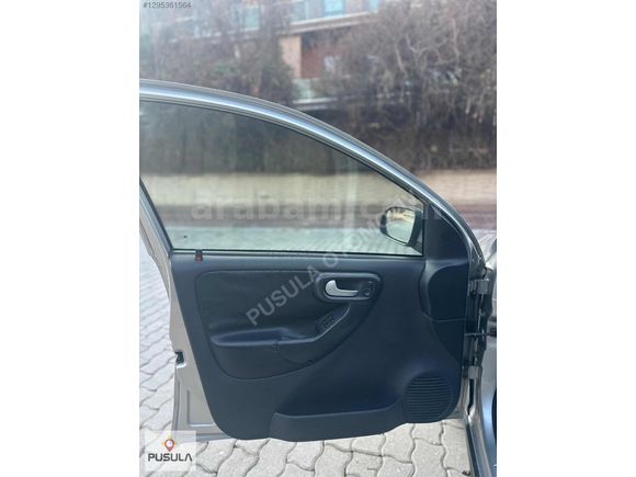 PUSULA'DAN 2006 MODEL ÇOK TEMİZ OPEL CORSA