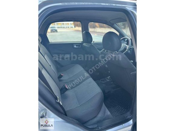 PUSULA'DAN 2006 MODEL ÇOK TEMİZ OPEL CORSA