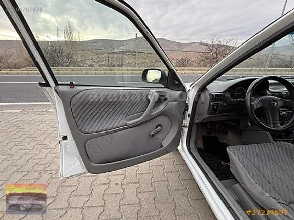 1998 model opel Astra sedan