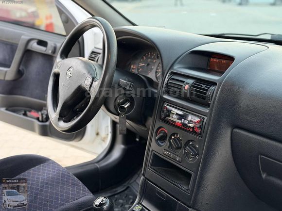SÖNMEZ'DEN SADECE 205.ooo KM'DE LPĞ'Lİ ASTRA CD