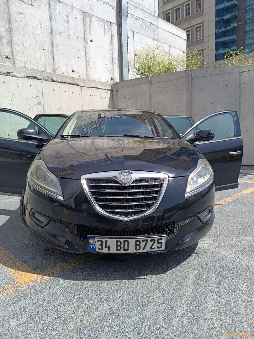 Sahibinden Lancia Delta 1.6 MJet 2012 Model İstanbul 255.000 km Siyah 3