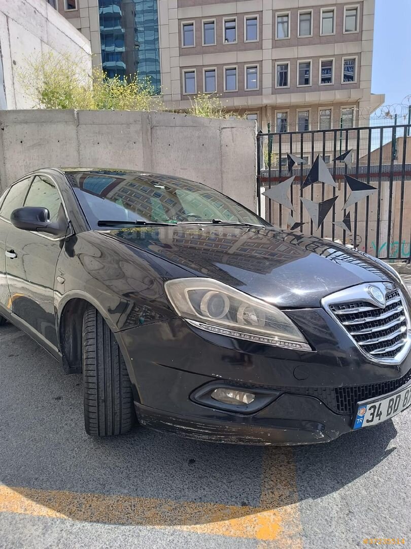 Sahibinden Lancia Delta 1.6 MJet 2012 Model İstanbul 255.000 km Siyah 6