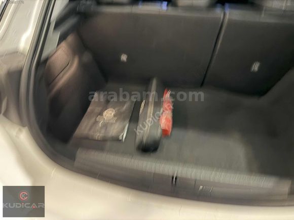 CORSA BOYASIZ DEĞİŞENSİZ OTOMATİK EDİTİON