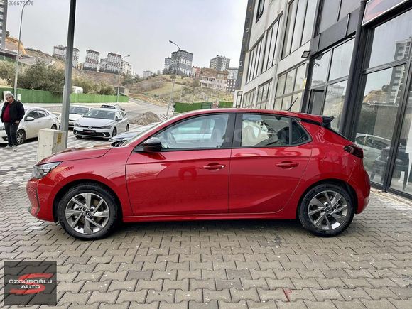 SIFIR AYARINDA 2025 MODEL OPEL CORSA F1 E-TOGGLE EDİTİON AT8