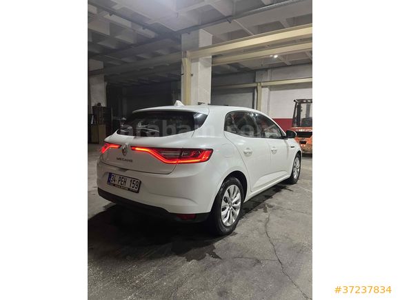 Sahibinden Renault Megane 1.6 Joy 2017 Model 