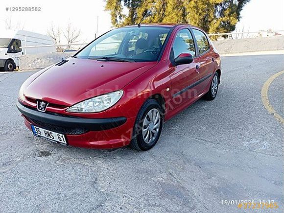 AZAT AUTO'DAN OTOMOTİK 1.4 206 peugeot
