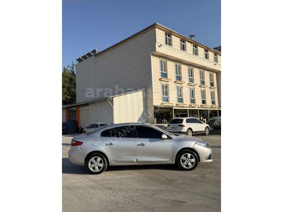 2011 RENOLT FLUENCE PRİVİLEGE 110hp İLERİ FUL BAKIMLI TEMİZ