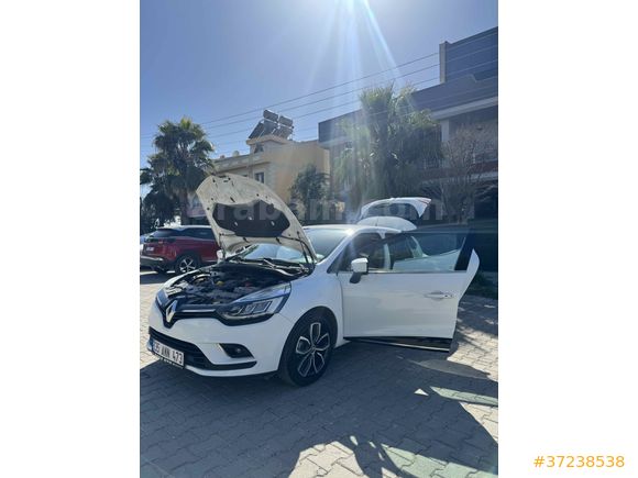 Sahibinden Renault Clio 1.5 dCi Icon 2017 Model Modelinin  En Dolusu 