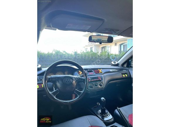 MİRZA AUTO dan MİTSUBİSHİ LANCER 1.6 DEĞİŞENSİZ
