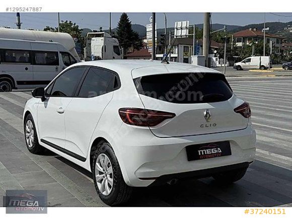 MEGA OTOMOTİV'DEN BOYASIZ CLİO5 OTOMATİK