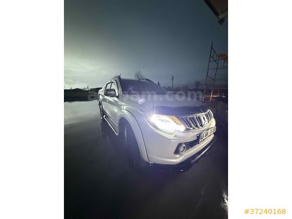 Sahibinden Mitsubishi L 200 4x4 torando  2017 Model  230.000 km Beyaz