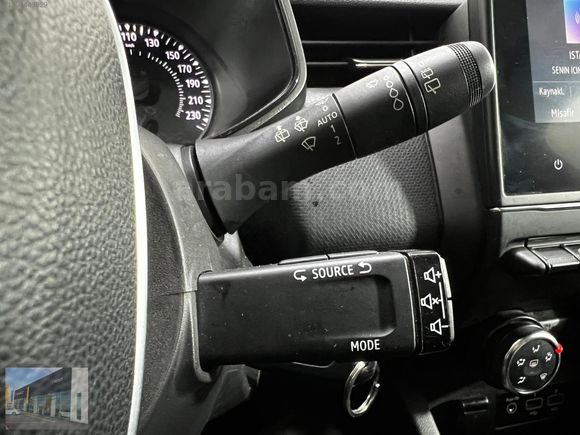HEDEF RENAULT'DAN 0,99 KREDİ 2023 CLİO TOUCH MANUEL % 20