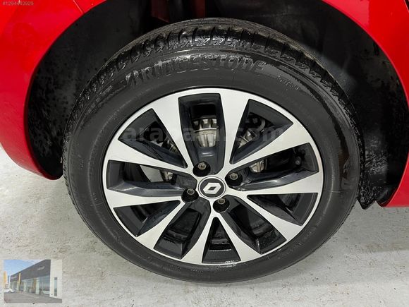HEDEF RENAULT'DAN 0,99 KREDİ 2023 CLİO TOUCH MANUEL % 20