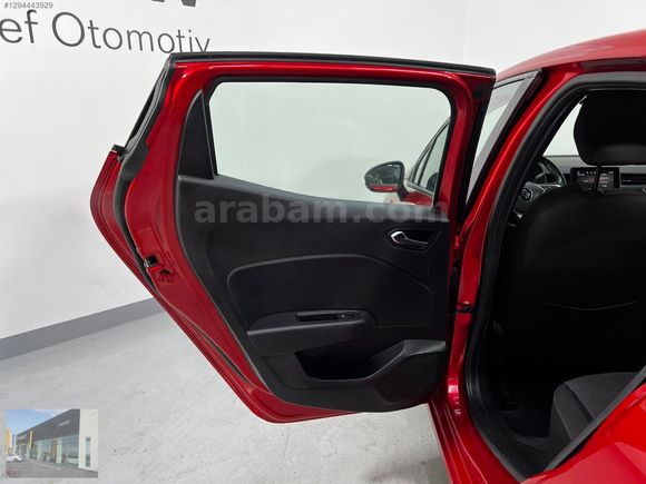 HEDEF RENAULT'DAN 0,99 KREDİ 2023 CLİO TOUCH MANUEL % 20