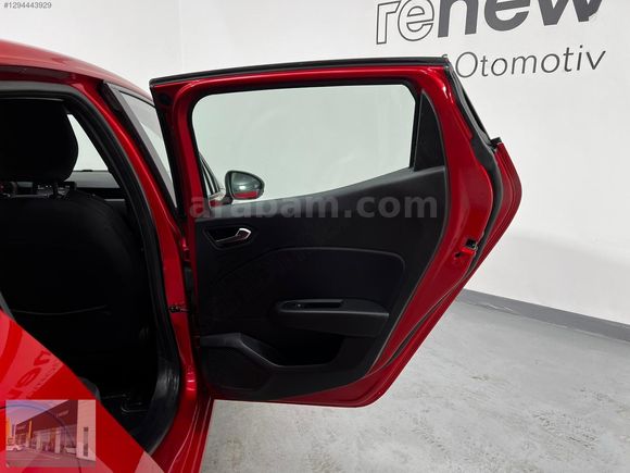 HEDEF RENAULT'DAN 0,99 KREDİ 2023 CLİO TOUCH MANUEL % 20