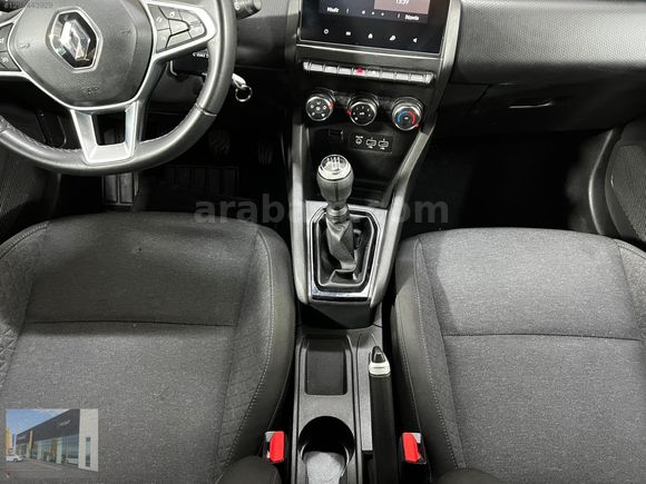 HEDEF RENAULT'DAN 0,99 KREDİ 2023 CLİO TOUCH MANUEL % 20