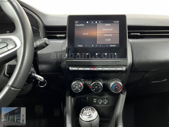 HEDEF RENAULT'DAN 0,99 KREDİ 2023 CLİO TOUCH MANUEL % 20