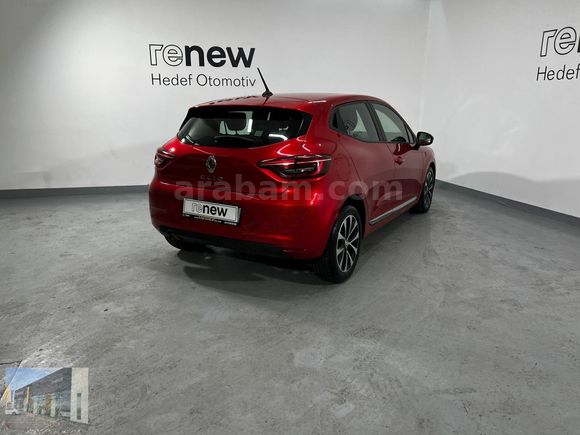 HEDEF RENAULT'DAN 0,99 KREDİ 2023 CLİO TOUCH MANUEL % 20