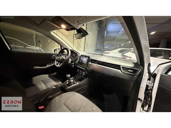 2023 RENAULT CLIO MANUEL 67850 KM DEĞİŞENSİZ, BOYASIZ