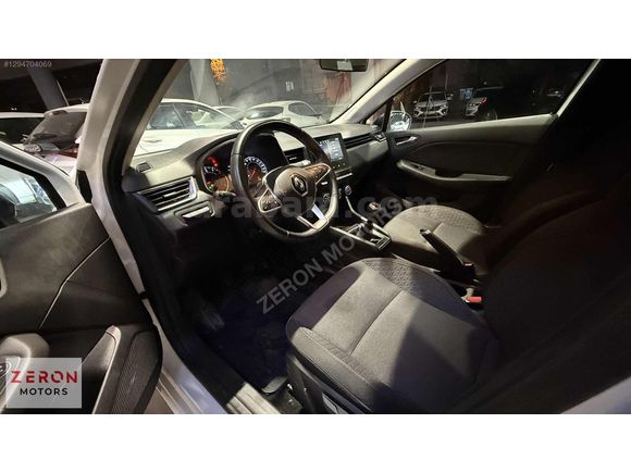 2023 RENAULT CLIO MANUEL 67850 KM DEĞİŞENSİZ, BOYASIZ