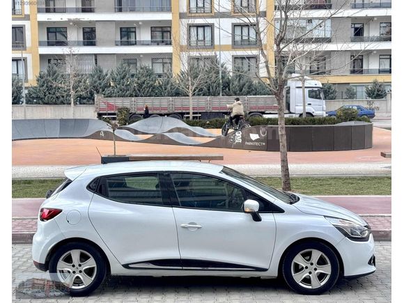 2015 MODEL RENAULT CLİO-TOUCH OTOMATİK VİTES
