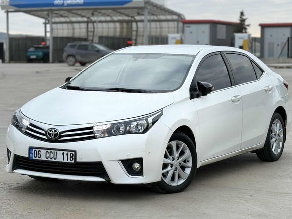 KARAKUŞ OTOMOTİV'DEN 2014 COROLLA PREMİUM SEDEF BEYAZ
