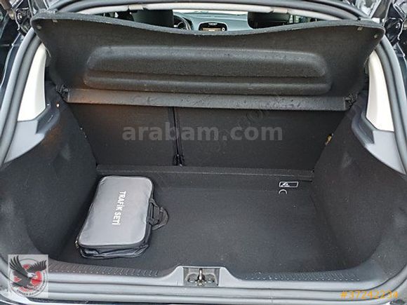 1.5 DİZEL OTOMATİK ICON PAKET SADECE 46 BİN KM'DE
