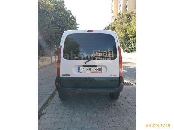 Sahibinden Renault Kangoo Multix 1.5 dCi Authentique 2005 Model  Yeni muayene li Temiz bakımlı
