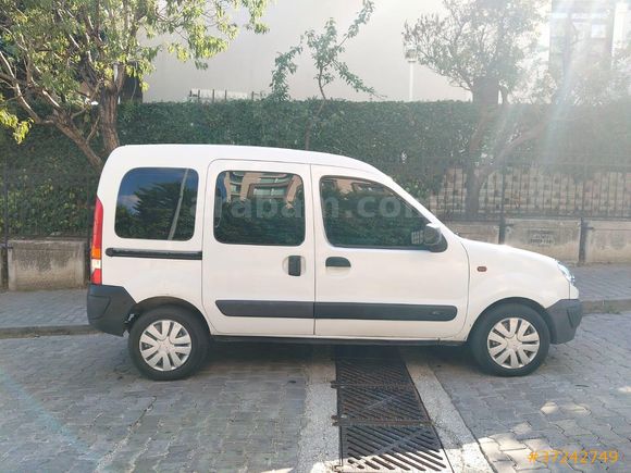 Sahibinden Renault Kangoo Multix 1.5 dCi Authentique 2005 Model  Yeni muayene li Temiz bakımlı