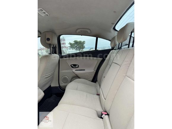 2011 Renault Fluence 1.6 Extreme Değişensiz
