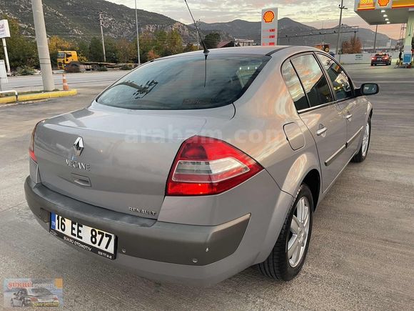 İLK VE TEK SAHİBİNDEN//SİGARA DAHİ İÇİLMEMİŞ// AİLE ARACI MEGANE