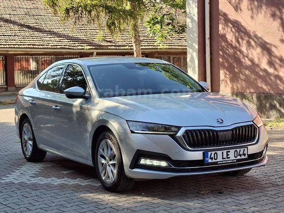 Sahibinden Skoda Octavia 1.5 e-Tec Premium 2023 Model Kırşehir