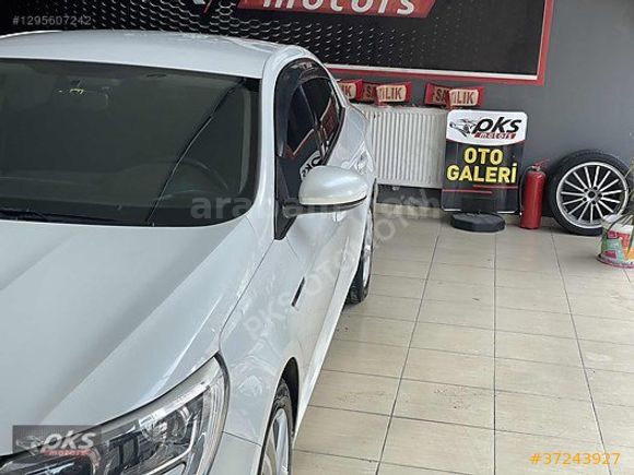 LPG-Lİ-106-BİN-KİLOMETREDE-MEGANE-4