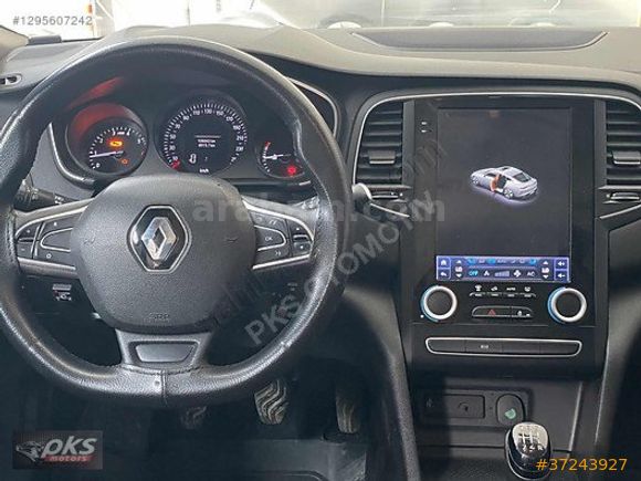 LPG-Lİ-106-BİN-KİLOMETREDE-MEGANE-4