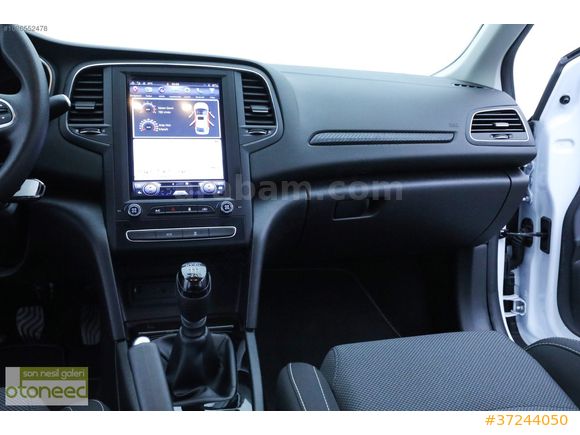 Renault Megane - 1.3 Tce Joy-2020- Manuel - Benzin